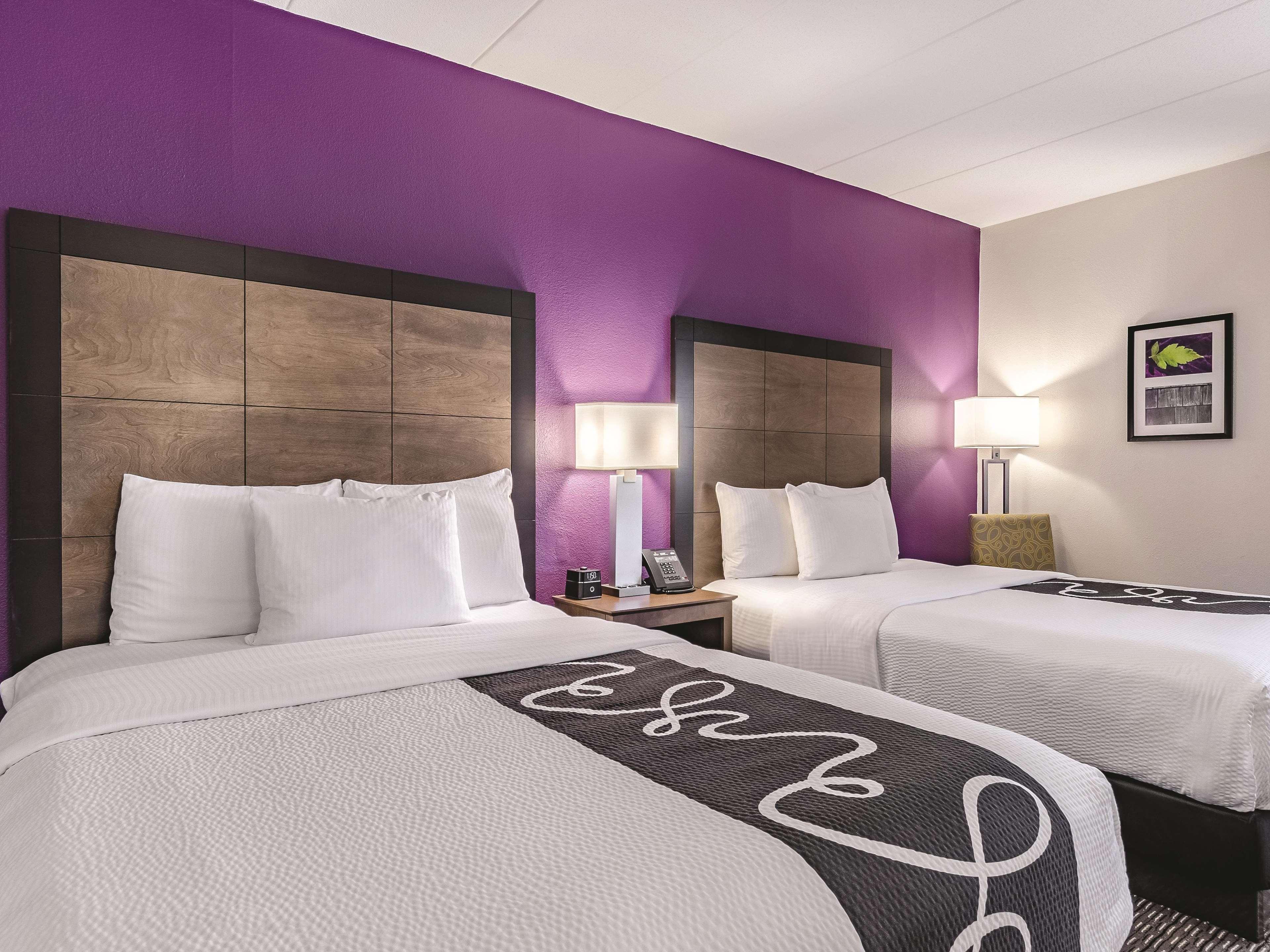 La Quinta By Wyndham Warwick Providence Airport Hotell Exteriör bild